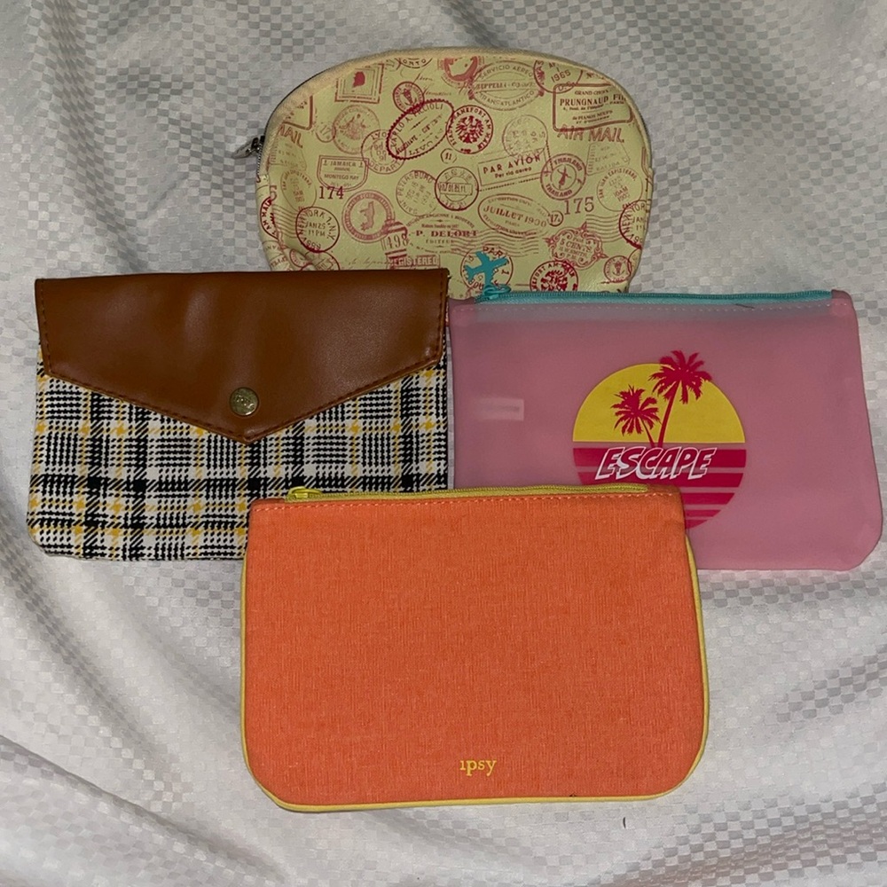 5 IPSY bag bundle🛍️
